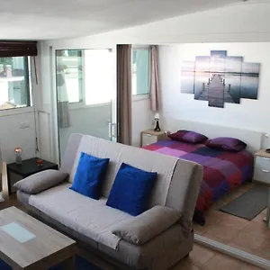 apartment-sirena-beach.hotelsinnerja.org/